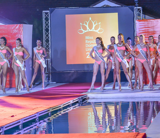 Конкурс купальников на "Мисс Доминиканская Республика 2014»